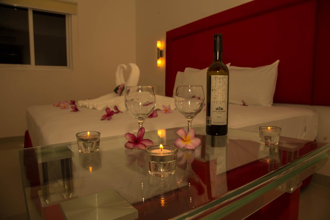 Hotel Zar Mérida Kültér fotó