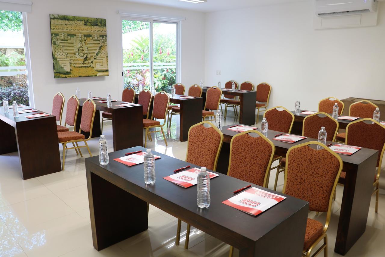 Hotel Zar Mérida Kültér fotó