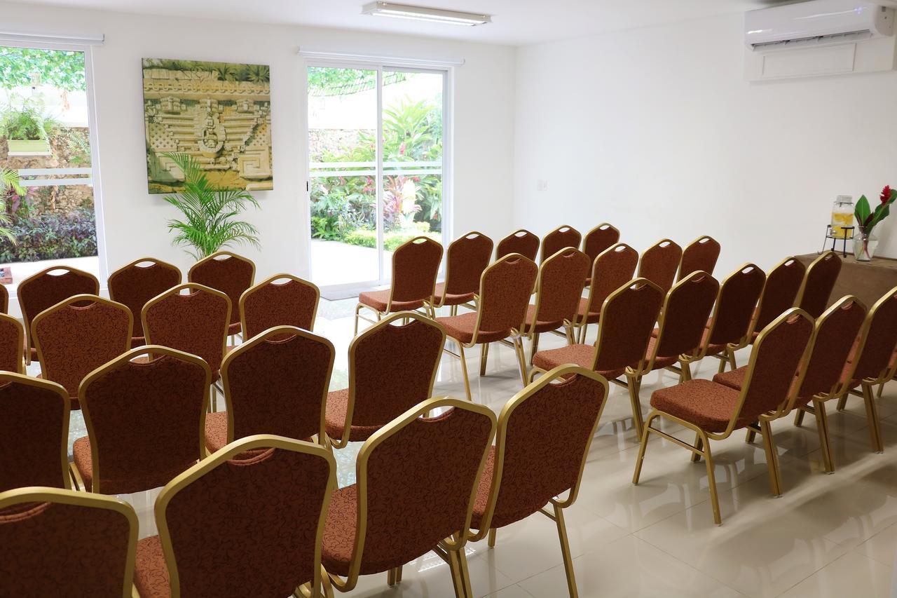 Hotel Zar Mérida Kültér fotó