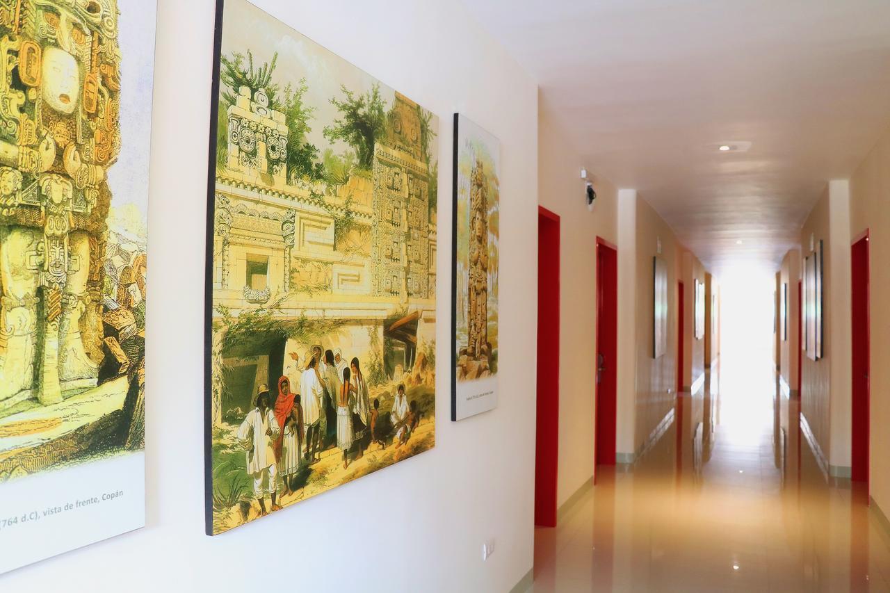 Hotel Zar Mérida Kültér fotó